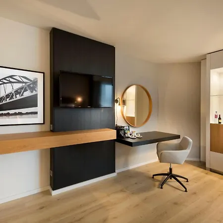 Crowne Plaza Duesseldorf - By Ihg Szálloda Neuss