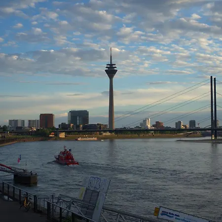 Crowne Plaza Duesseldorf - By Ihg Hotel 4*