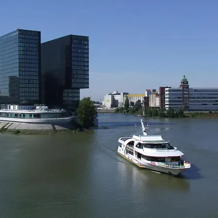 Hotel Crowne Plaza Duesseldorf - By Ihg