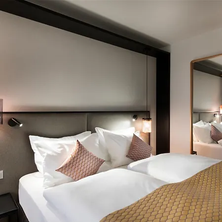 Crowne Plaza Duesseldorf - By Ihg Hotel