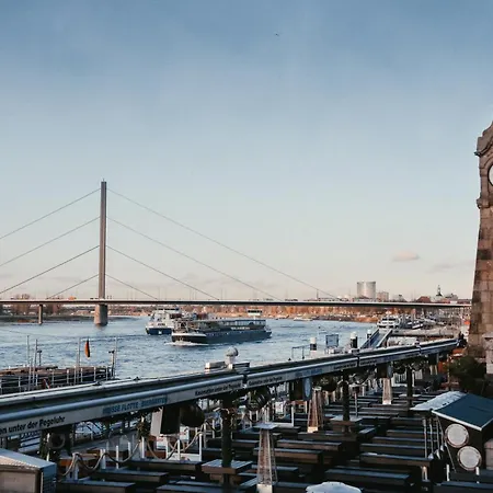 Hotel Crowne Plaza Duesseldorf - By Ihg 4*