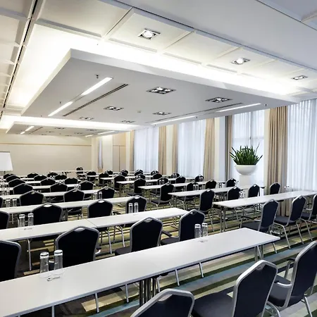 Szálloda Crowne Plaza Duesseldorf - By Ihg Neuss