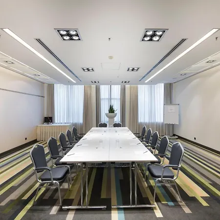 Crowne Plaza Duesseldorf - By Ihg Hotel 4*