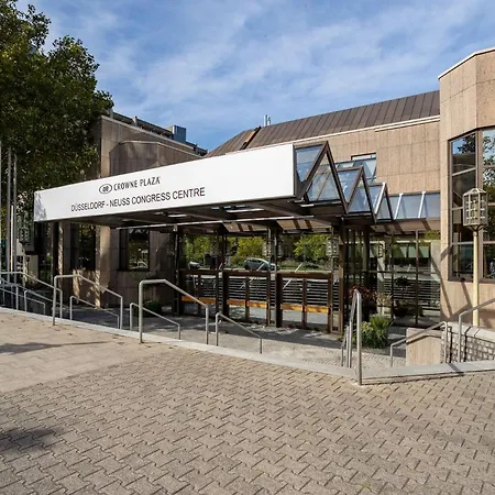 Crowne Plaza Duesseldorf - By Ihg Hotel 4*