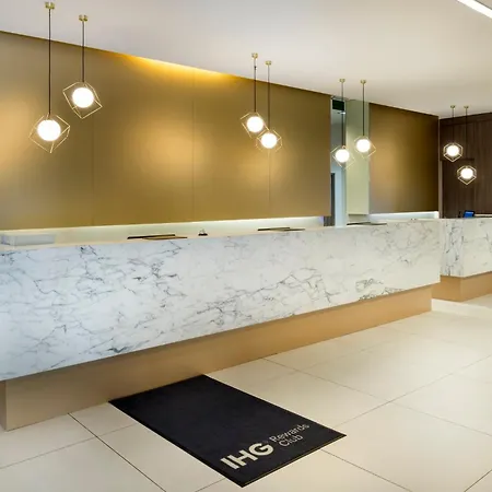 Отель Crowne Plaza Duesseldorf - By Ihg Нойс