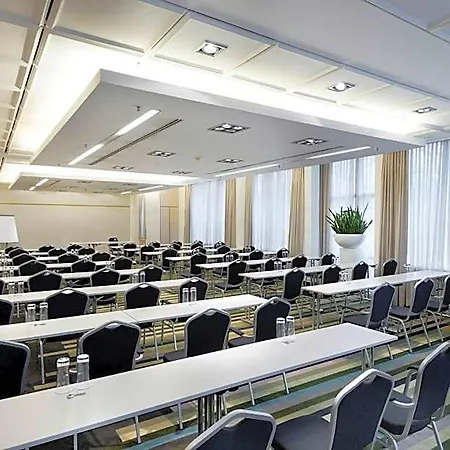 Crowne Plaza Duesseldorf - By Ihg