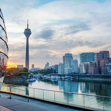 Crowne Plaza Duesseldorf - By Ihg Szálloda 4*