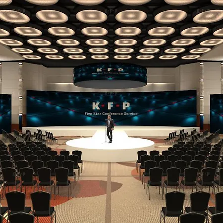 Szálloda Crowne Plaza Duesseldorf - By Ihg 4*