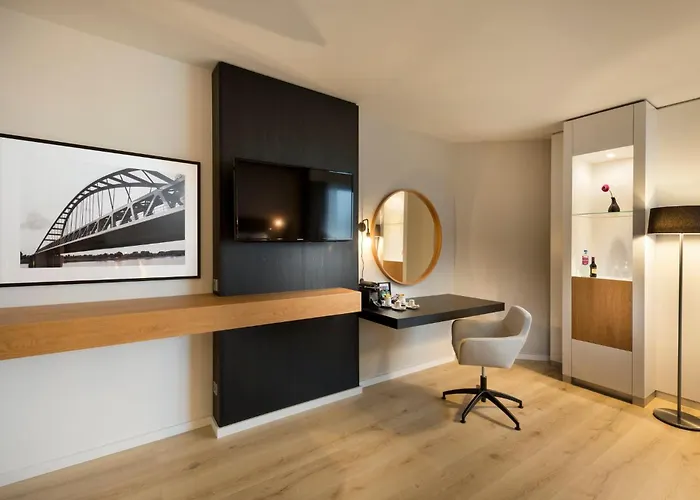 Crowne Plaza Duesseldorf - By Ihg Отель Нойс