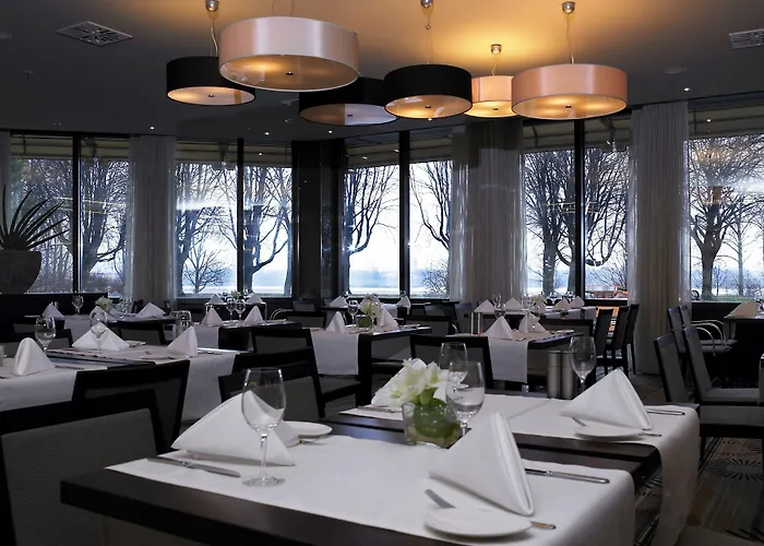 Crowne Plaza Duesseldorf - By Ihg 4* Нойс