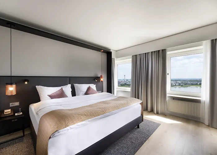 Crowne Plaza Duesseldorf - By Ihg Szálloda 4*