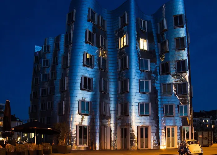 Отель Crowne Plaza Duesseldorf - By Ihg