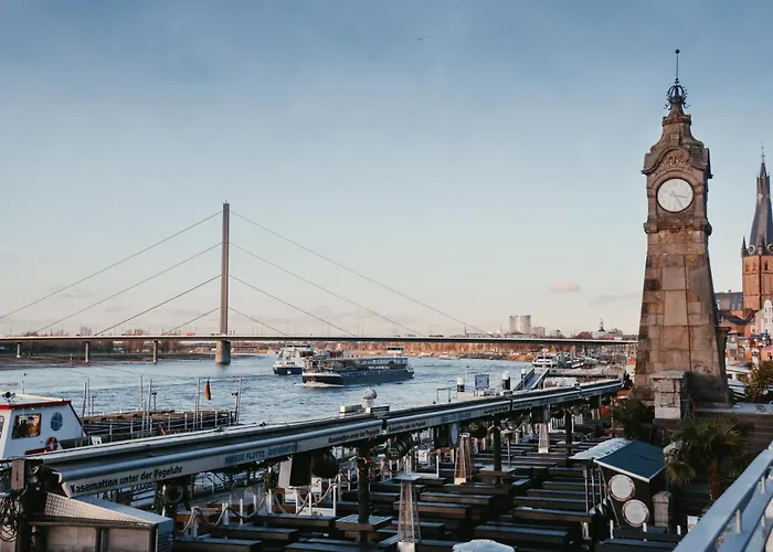 Hotel Crowne Plaza Duesseldorf - By Ihg 4*