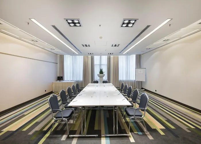 Crowne Plaza Duesseldorf - By Ihg Отель 4*