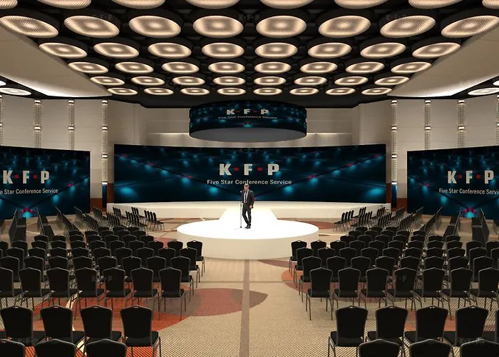 Hotel Crowne Plaza Duesseldorf - By Ihg 4*